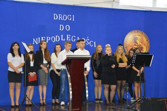 NARODOWE ŚWIĘTO NIEPODLEGŁOŚCI w ZSP w Przasnyszu (ZDJĘCIA)