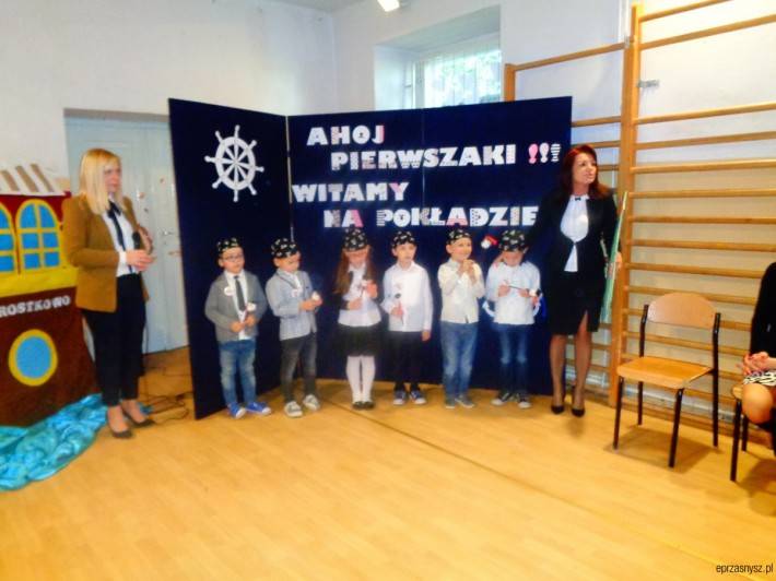 Tylko na ePrzasnysz.pl: Dzień Nauczyciela na wesoło w Rostkowie (ZDJĘCIA)