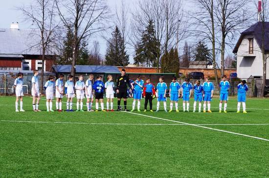 MKS: U-10 kończy sezon wygranymi !