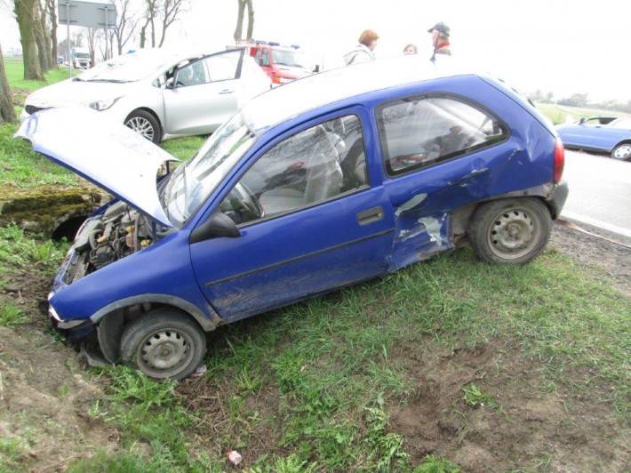 Zderzenia samochodów w miejscowości Mchówko