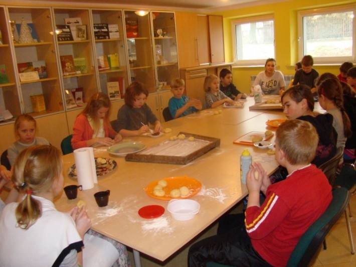 „PĄCZKOWY MARATON” w Jednorożcu