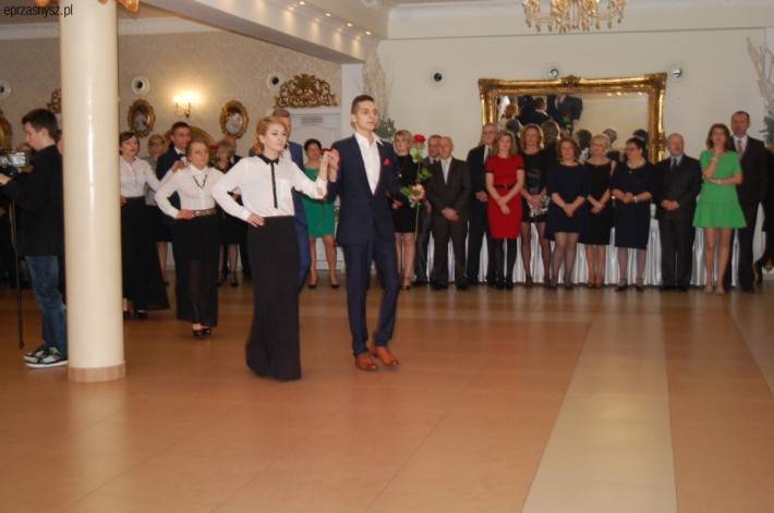 Studniówka w Diamencie (ZDJĘCIA)