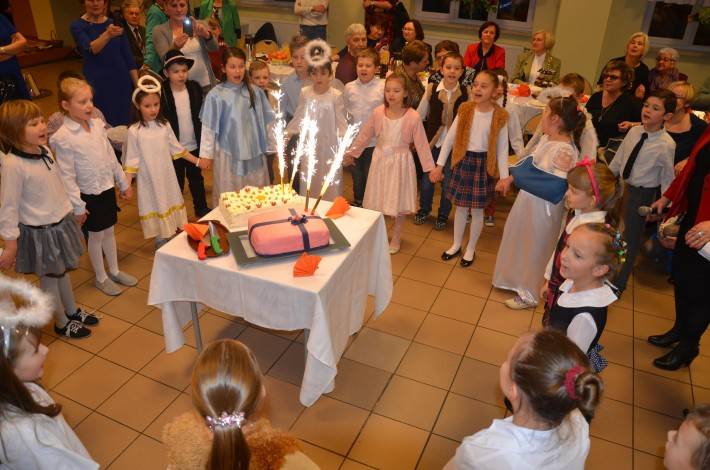 Dzień Babci i Dziadka w  Szkole Podstawowej nr 2 w Przasnyszu