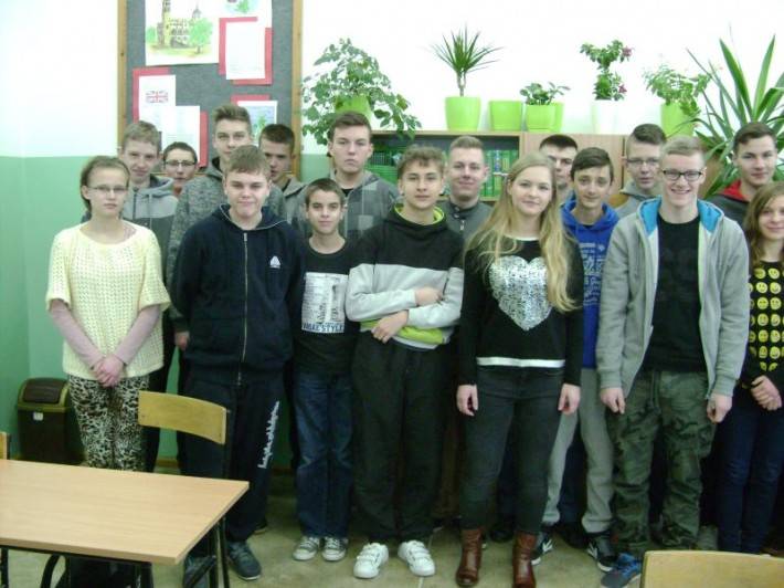Czernice Borowe: Czy warto sie kształcić ? - spotkanie z absolwentką Gimnazjum