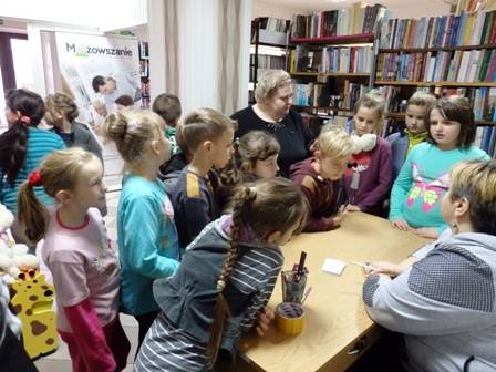 Krzynowłoga Mała: Biblioteczne odwiedziny
