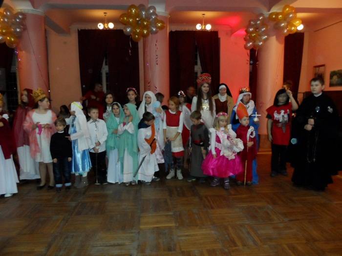 Bal Wszystkich Świętych (ZDJĘCIA)