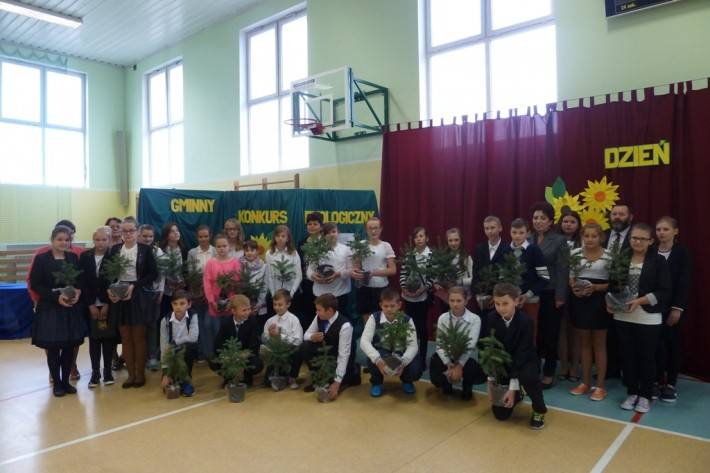 Dzień Edukacji Narodowej z konkursem w tle