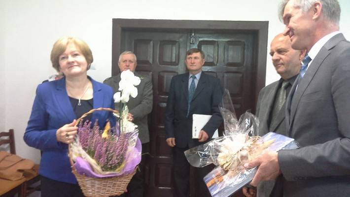 Pożegnanie byłej dyrektorki szkoły w Węgrze