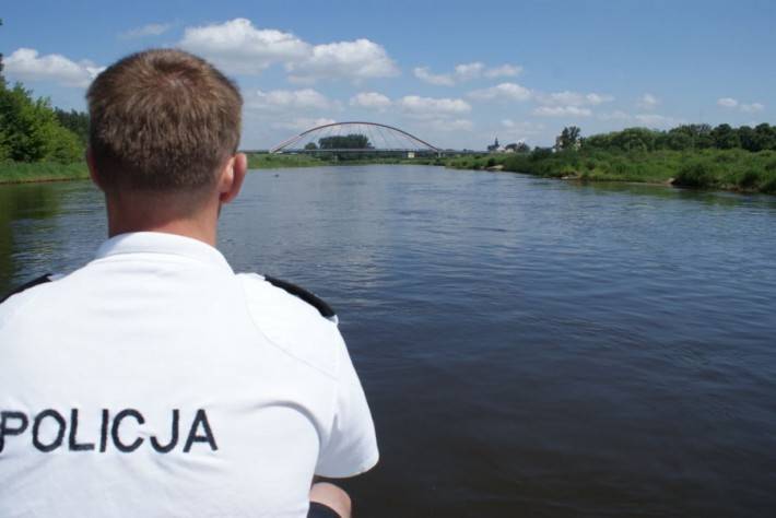 Wypoczynek nad wodą – aby był bezpiecznym