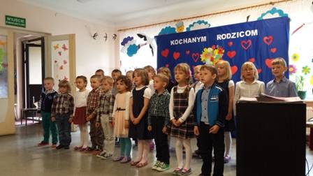 Dzień Mamy i Taty w SP w Romanach-Seborach