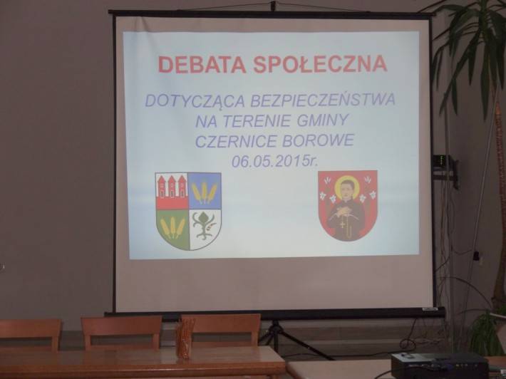 Debata o bezpieczeństwie w Czernicach Borowych (ZDJĘCIA)