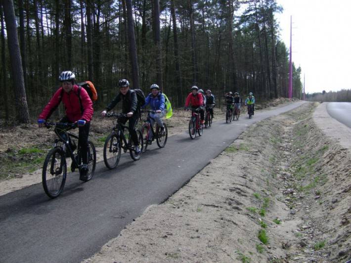 Wycieczka rowerowa gimnazjalistów z Czernic Borowych