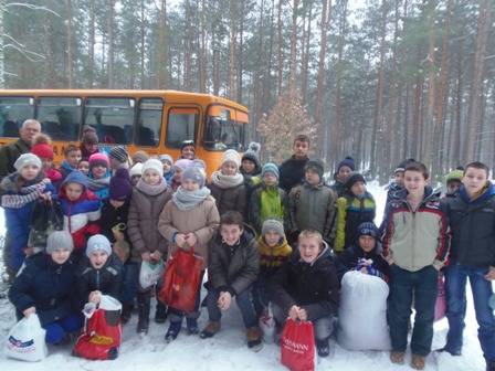 Krzynowłoga Mała: „Zwierzęta kochamy – zimą je dokarmiamy!” (ZDJĘCIA)