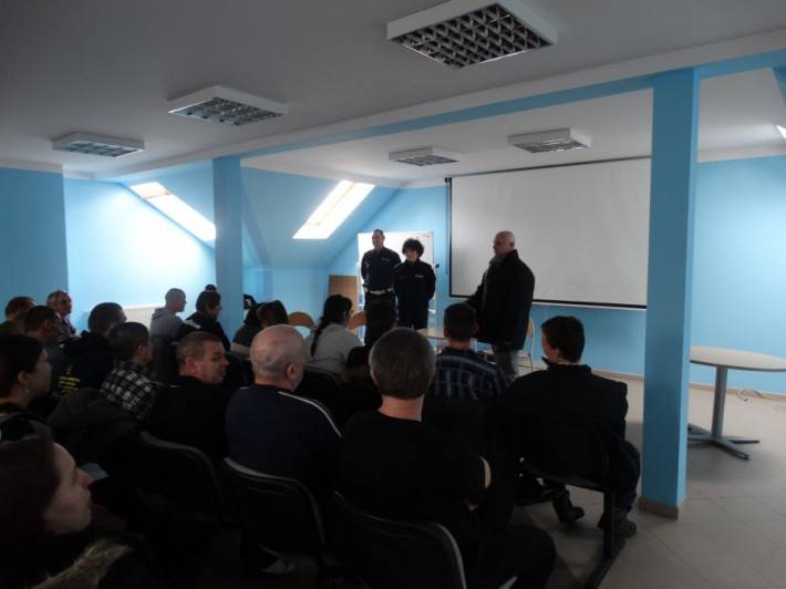 Policjanci z wizytą w Domu Pomocy Społecznej
