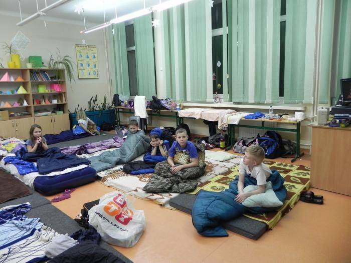 SP1: Noc w szkole (ZDJĘCIA)