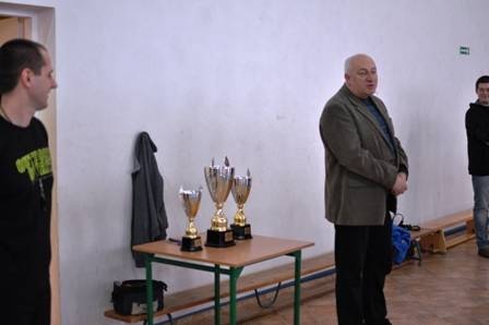 Hala sportowa w Krzynowłodze Małej tętni życiem