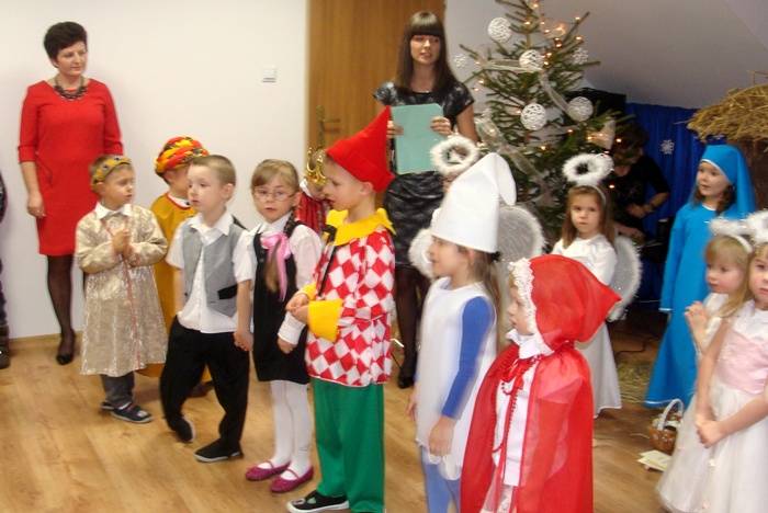 Jasełka w Bajkowym Przedszkolu (ZDJĘCIA)
