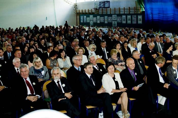 ZJAZD ABSOLWENTÓW ZSP W PRZASNYSZU (ZDJĘCIA)