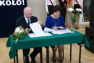 Fundacja Pelikan wspiera przasnyskie liceum