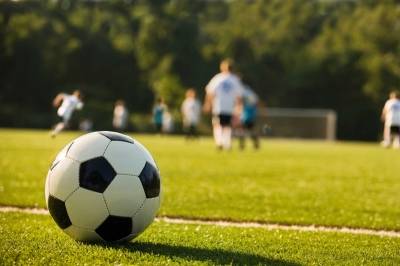 MojeChorzele.pl: JUNIORZY U-17: kolejka 4 
