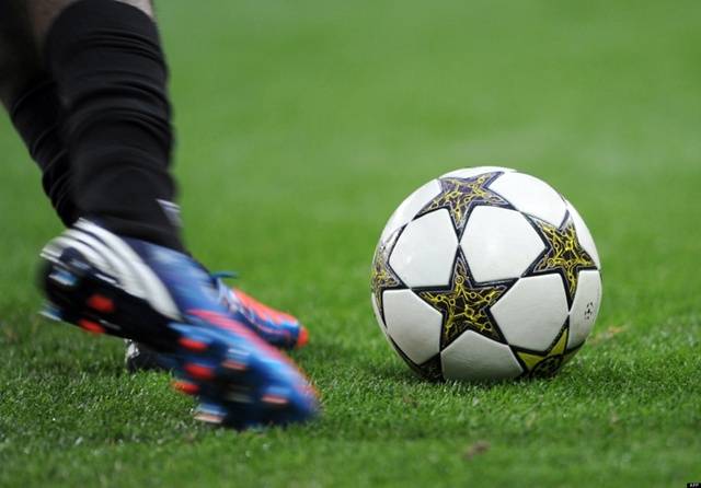MojeChorzele.pl: JUNIORZY U-17: kolejka 1 