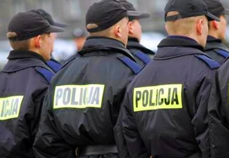 MojeChorzele.pl: Nudziło się? Zniszczył tablice informacyjne! 