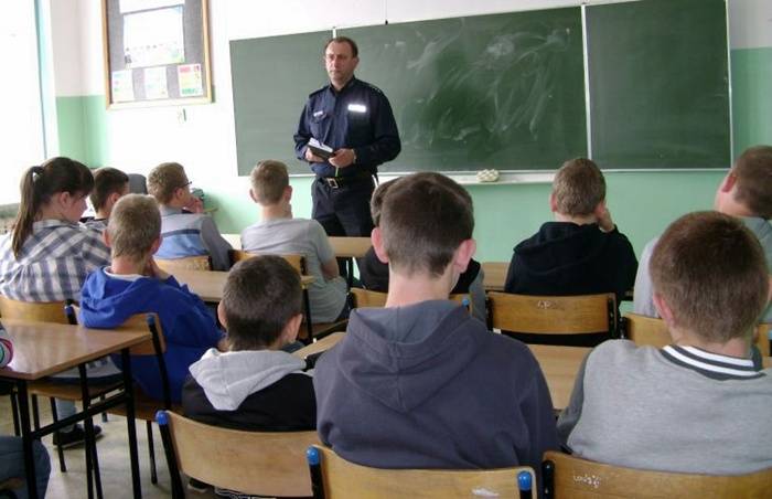 ZNAM PRAWO I GO PRZESTRZEGAM - SPOTKANIE Z POLICJANTEM