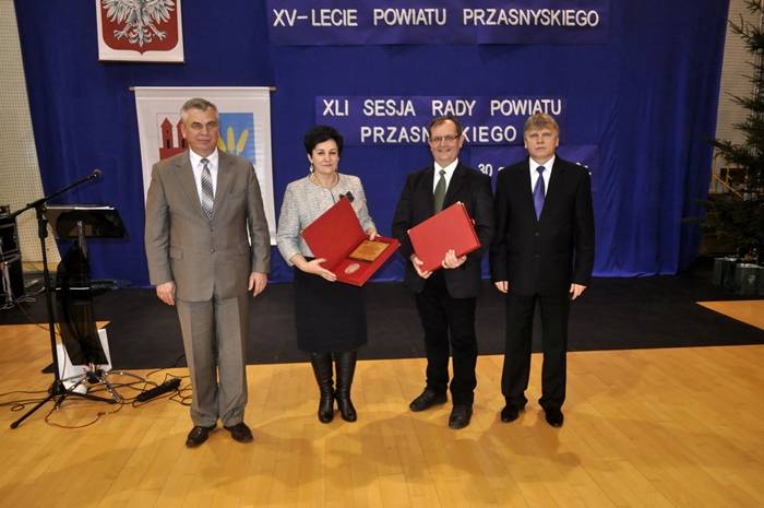 Starosta, Zarząd i Rada Powiatu podziękowali społecznym działaczom  Polskiego Czerwonego Krzyża Oddziału Rejonowego w Przasnyszu
