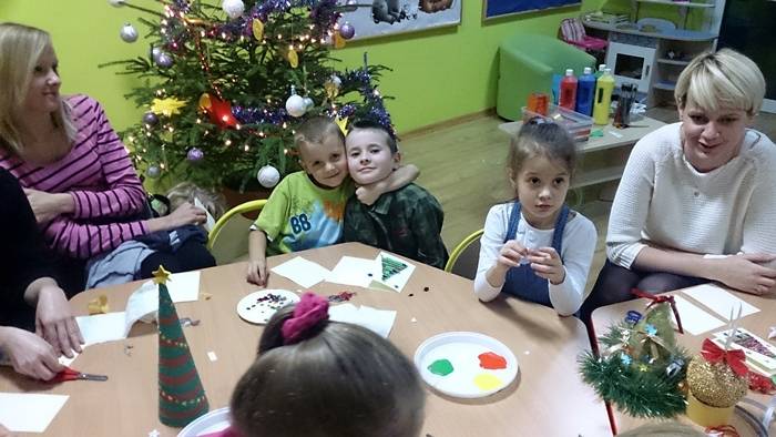 Warsztaty Bożonarodzeniowe w Akademii Smerfów (ZDJĘCIA)