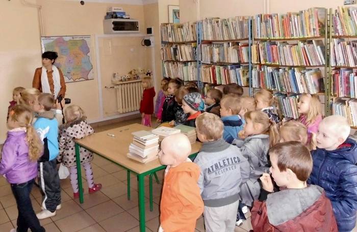 Przedszkolaki w Filii nr 2 