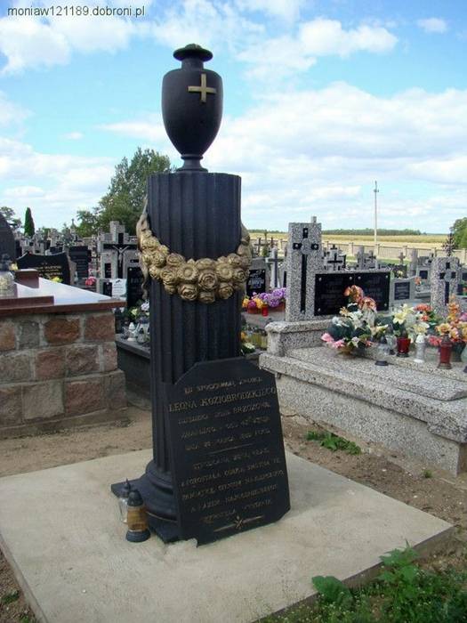 Dzierzgowo: cmentarz parafialny - relacje z odkryć