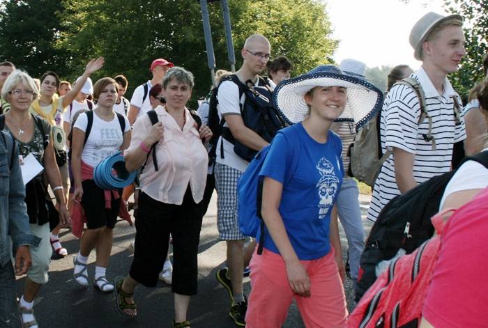 Przasnyscy pątnicy już na szlaku (ZDJĘCIA)
