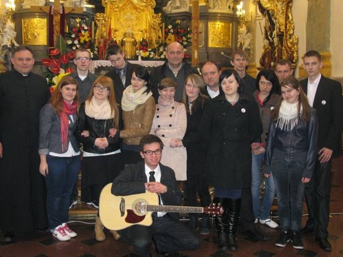 Przasnyska młodzież z zespołu Joy na Jasnej Górze 