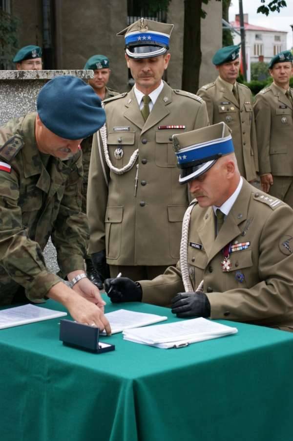 Nowy dowódca przasnyskiej jednostki - płk Witold Łukaszewski (Zdjęcia)