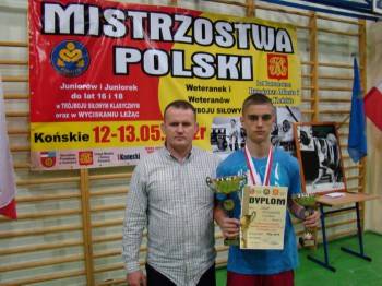 Mistrzostwa Polski juniorów do lat 16 i 18 w klasycznym wyciskaniu sztangi na ławeczce (Galeria Zdjęć)