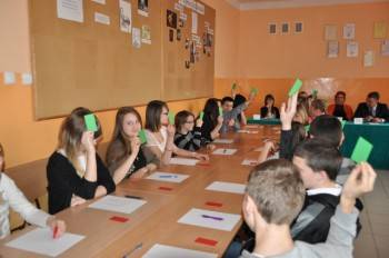 Gimnazjaliści debatowali i chcą wyruszyć do Sejmu