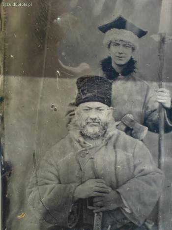 Sesja zdjęciowa udziałem GRH 14 Pułku Strzelców Syberyjskich, techniką fotograficzną z 1851 roku (Zdjęcia)