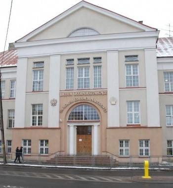Zmiany w LO i nowe stanowisko pracy dla Marii Kowalskiej 