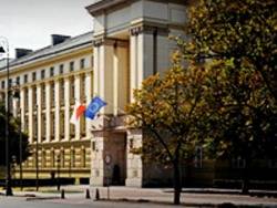 Mężczyzna podpalił się przed Kancelarią Premiera w Warszawie