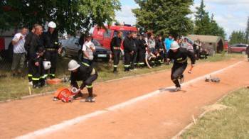 Gminne zawody sportowo-pożarnicze - Leszno 26 czerwca 2011 r.