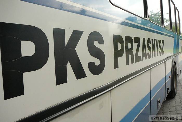 Ministerstwo sprzedało PKS-y