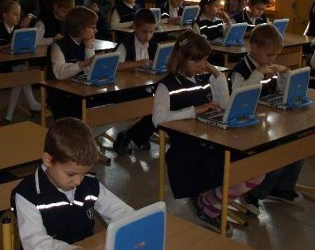 Przasnyska szkoła i pracownia netbooków