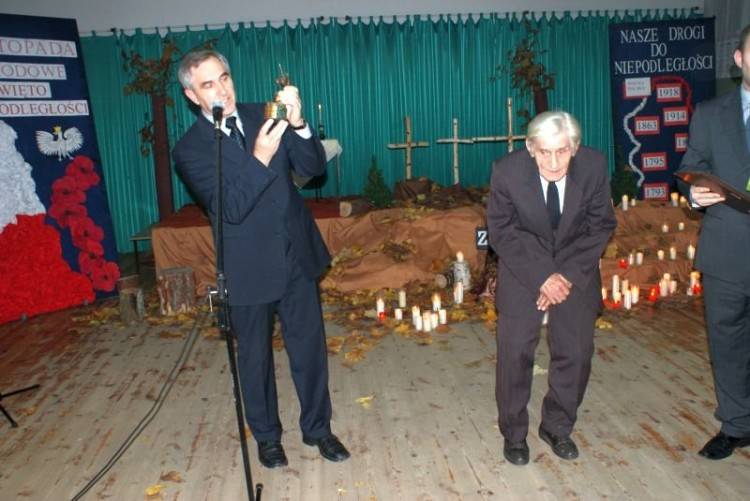 Statuetka Jednorożca wręczona