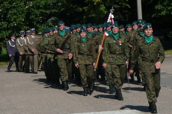 Zachęcają do wojska
