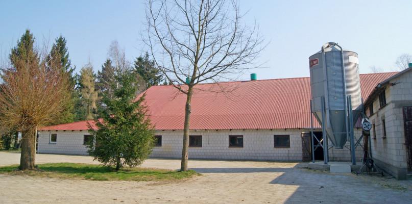 XXX Lat Wolności - sylwetki wyróżnionych rolników z gminy Krasne - Gospodarstwo Rolne - Emilia i Andrzej Załęscy