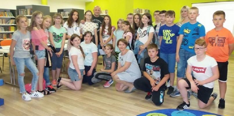 Zaczęli od mini-detektywów i detektywów by zakończyć magią słowa 
