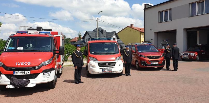 Nowe pojazdy trafiły do przasnyskich strażaków