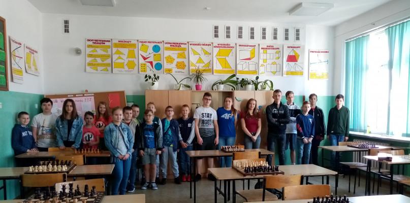 W Czernicach Borowych zmierzyli się w 