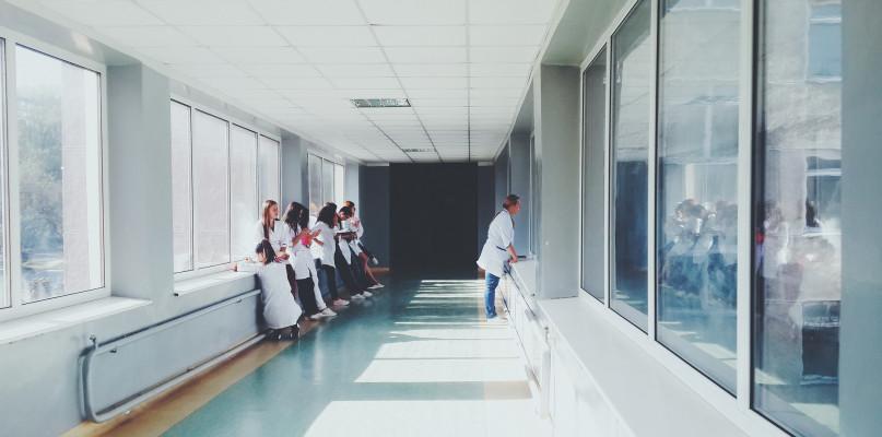 OZPSP: Szpitale nie są w stanie wypłacić obiecanych podwyżek