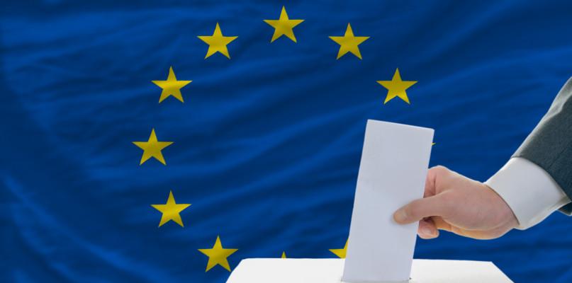 Prawo i Sprawiedliwość wygrywa na Mazowszu! Oni otrzymają mandaty